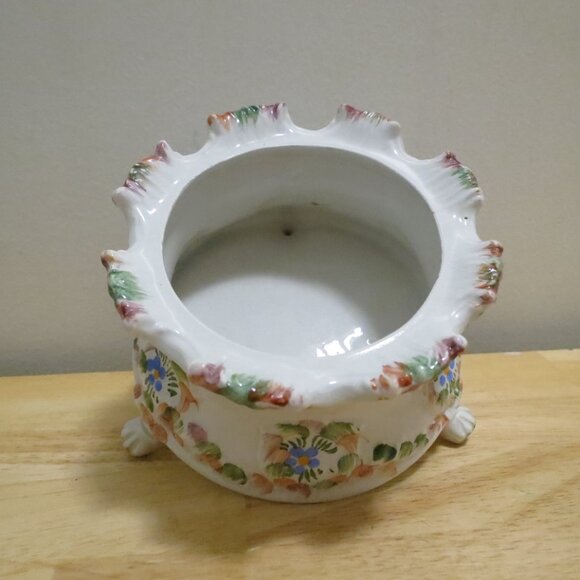 Bassano Italy Ceramic Trinket Vanity Dresser Box Lid Floral Embossed 4.75" Dia. - Picture 3 of 11